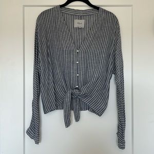 Rails Sloane Tie Front Top in Terrenas Blue & White Stripe Size Small